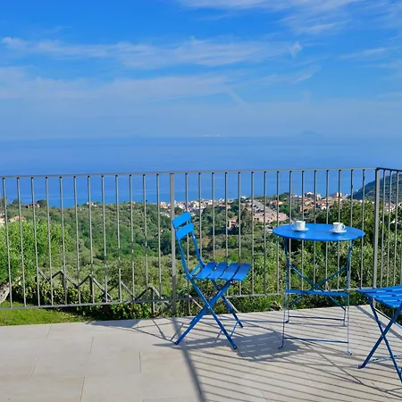فيلة Giardino Degli Ulivi