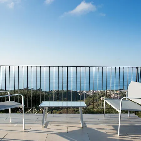 Giardino Degli Ulivi فيلة *